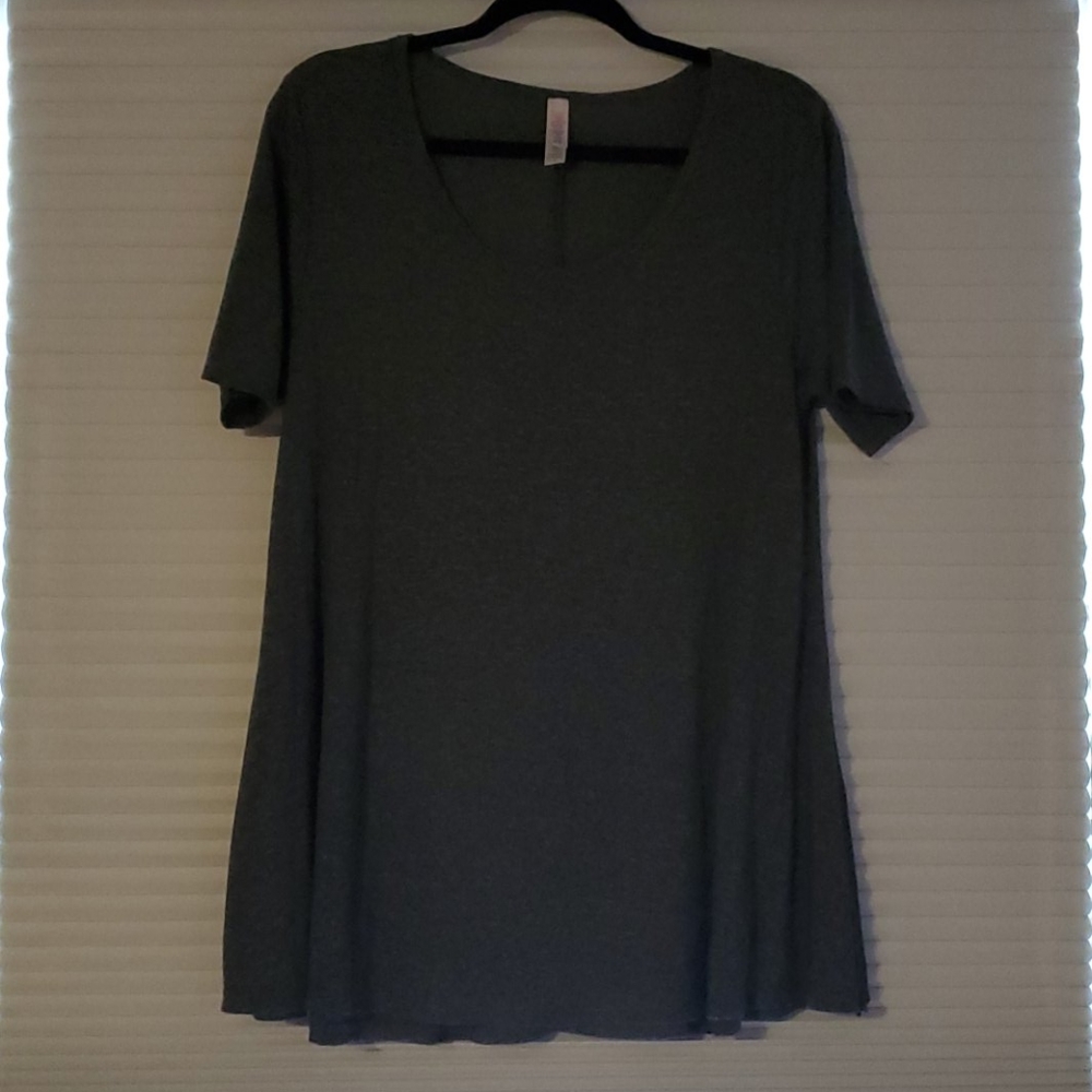 Lularoe Perfect T dark grey